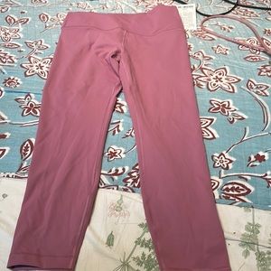 Lululemon wunder under pink leggings